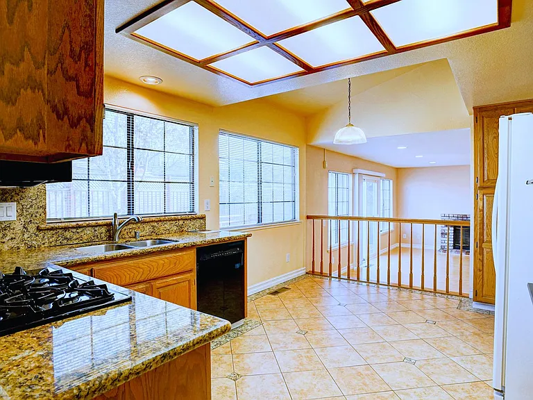 7202 Ruby Ct — Photo 22