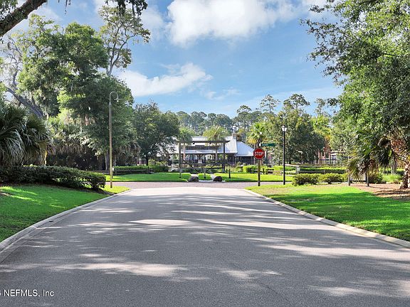 5th image of 140 WHISPER ROCK Drive