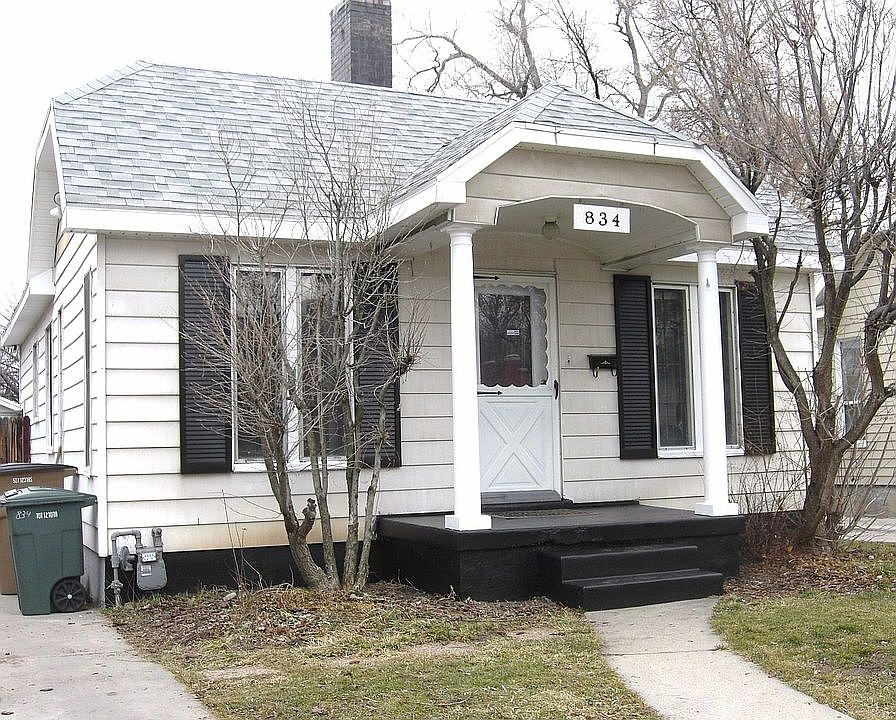 1st image of 834 S Blair St