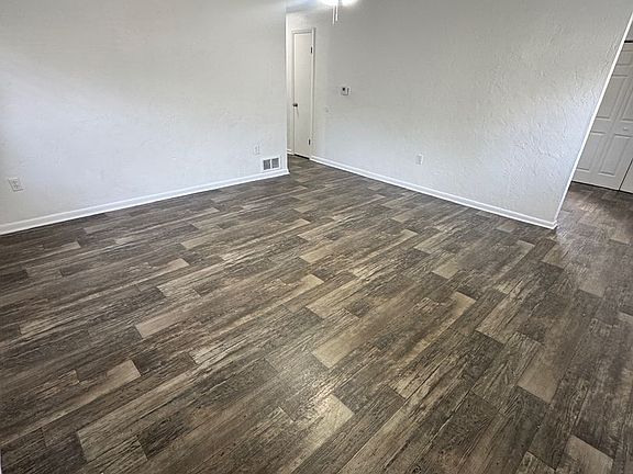 2nd image of 1640 NE 71st Pl