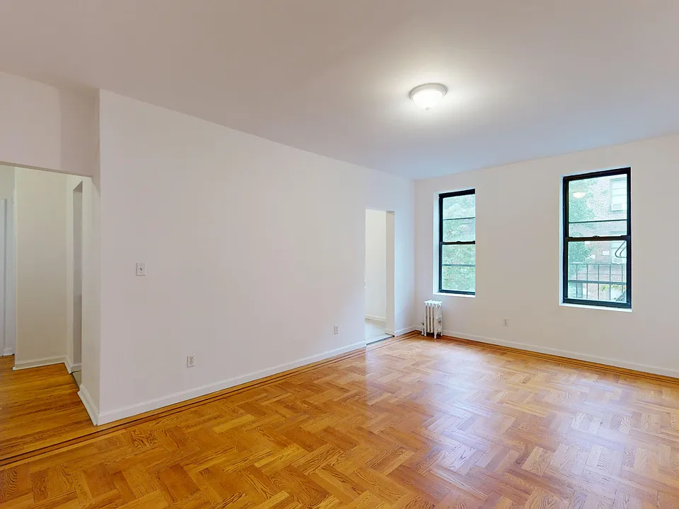 41-07 42nd St #4D