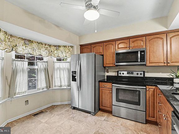 4th image of 3006 N Branch Ln