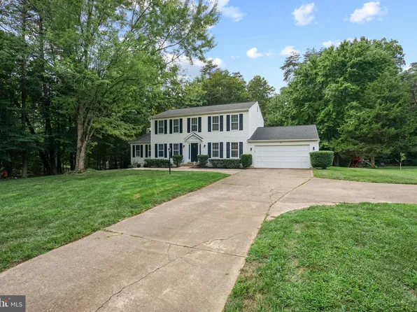 5297 Davis Ford Rd, Woodbridge, VA 22192