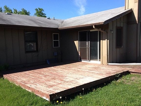 3rd image of 5330 Pebble Creek Trl