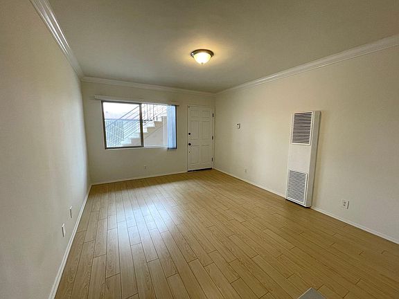 4th image of 1519 Armacost Ave #2