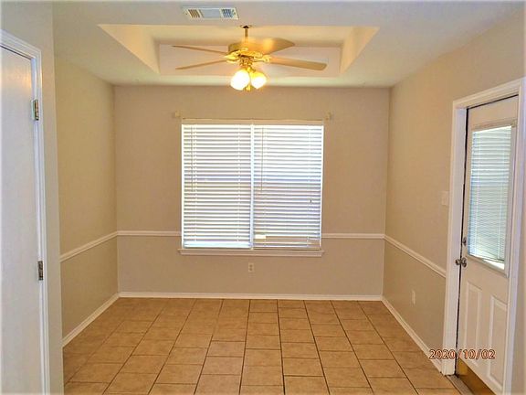 5th image of 2716 Greenbriar Ct