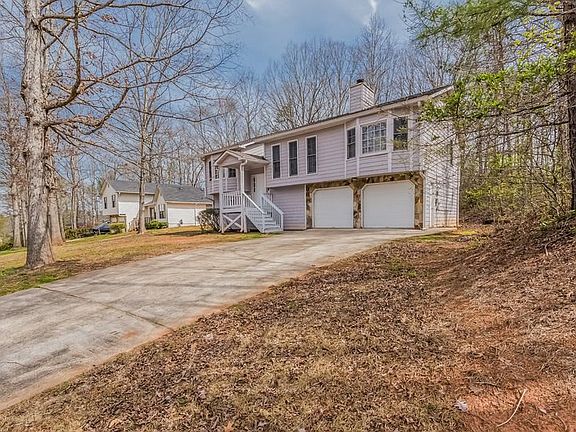 3rd image of 364 Hartwell Dr