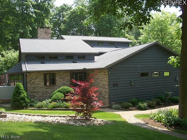 1st image of 2402 N Woodlawn Dr NW