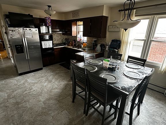 2nd image of 1603 N 22nd Ave #2
