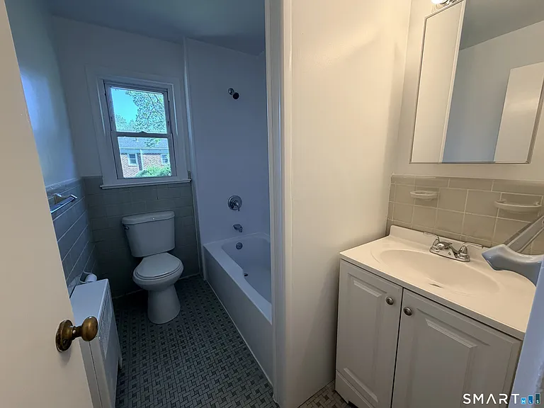 20 North St #11-2 — Photo 18