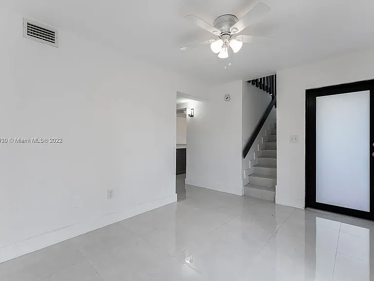 3079 NW 11th St #3053 — Photo 11