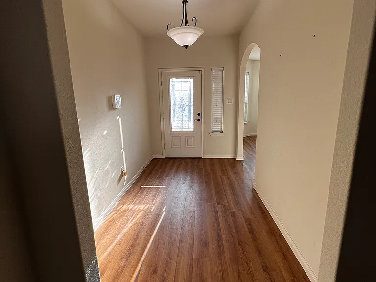 412 Lipizzan Ln — Photo 10