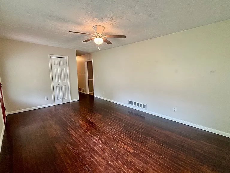 2712 Sherlock Dr — Photo 13