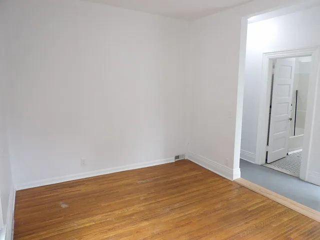739 Elmwood Ave #2R — Photo 5
