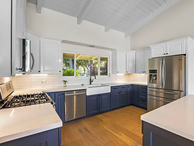 4835 Cliffside Dr — Photo 11