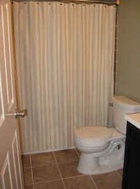 5th image of 15 Hickory Dr