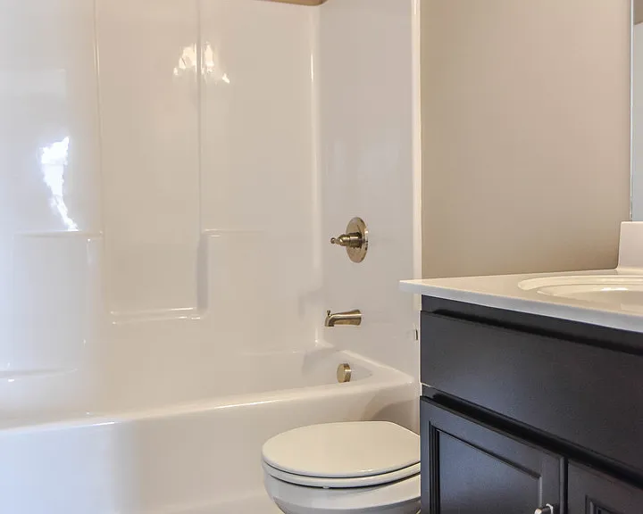 259 Alexander Blvd — Photo 11