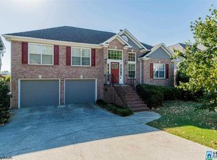 679 Bluff Park Rd, Hoover, AL 35226