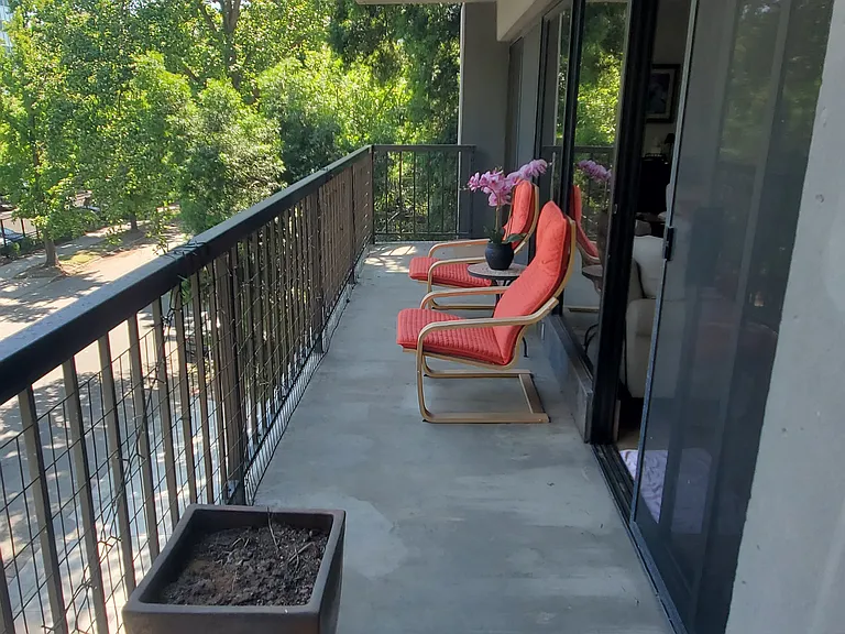500 N St #403 — Photo 13