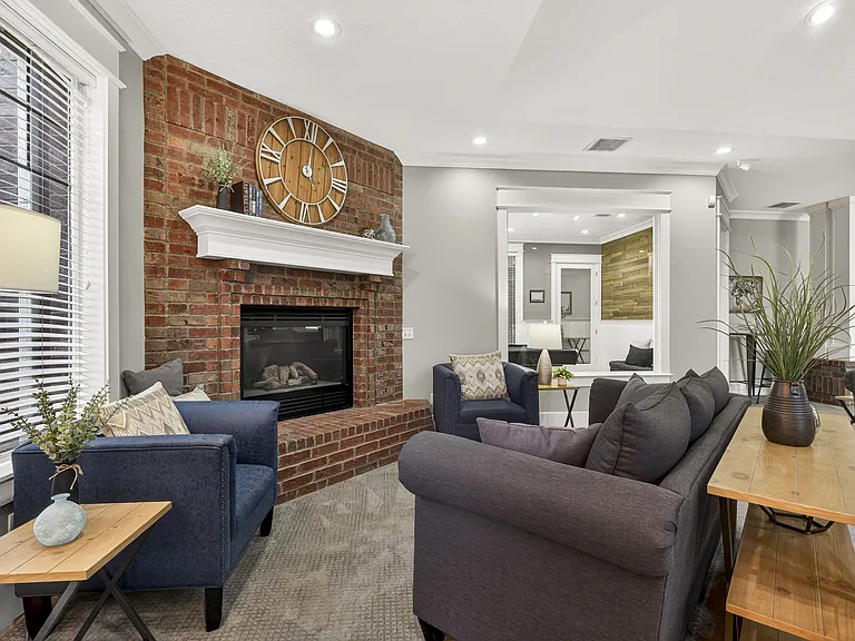 Eagles Landing Apartments — Photo 56