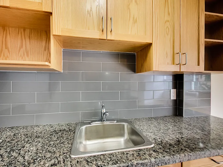 680 Roselawn Ave — Photo 87