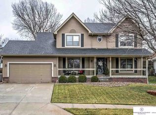 1611 N 160th St, Omaha, NE 68118