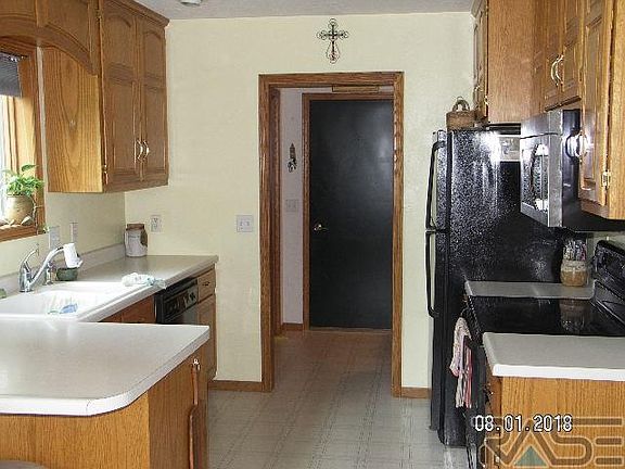 3rd image of 504 Brandenburg St