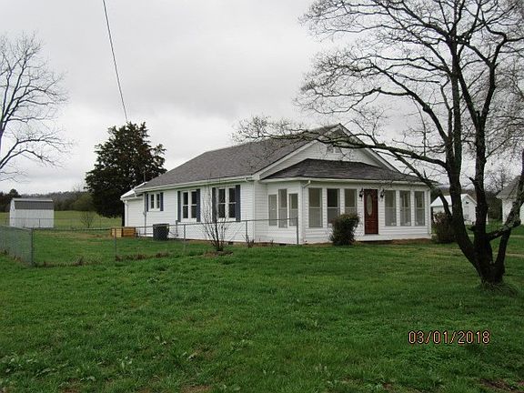 2nd image of 11546 Highway 11 W