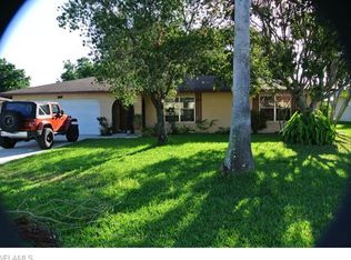 3741 SE Santa Barbara Pl, Cape Coral, FL 33904