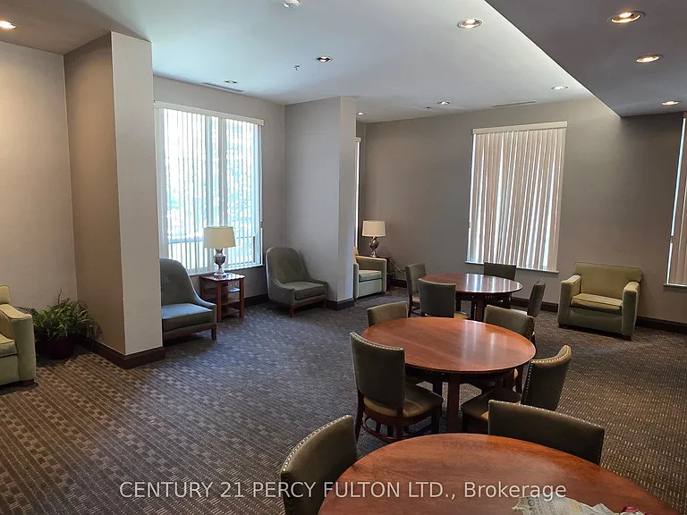 18 Parkview Ave #1811 — Photo 30