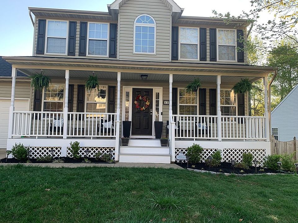 1st image of 44 Live Oak Ln