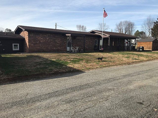1st image of 145 Rosedale Dr