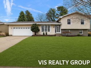 1700 Barbara Ct, Grand Haven, MI 49417