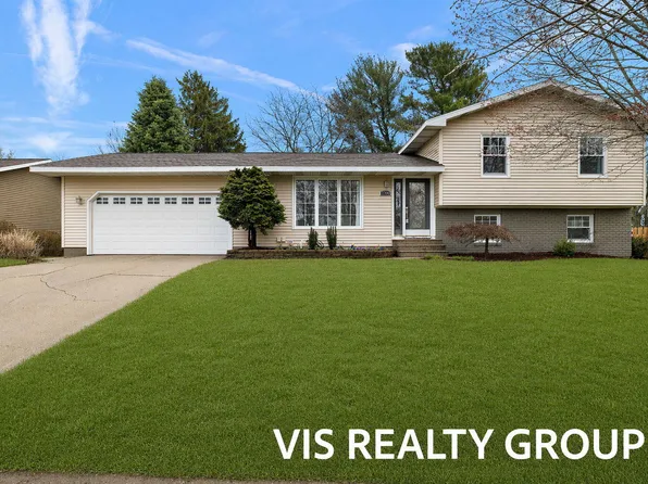 1700 Barbara Ct, Grand Haven, MI 49417