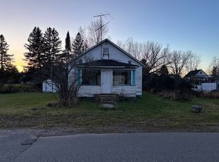 311 Maple Ave, Amasa, MI 49903