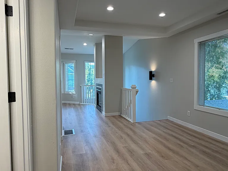 17872 Arbela Ct — Photo 15