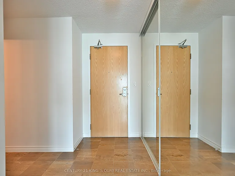 88 Grangeway Ave #2205 — Photo 4