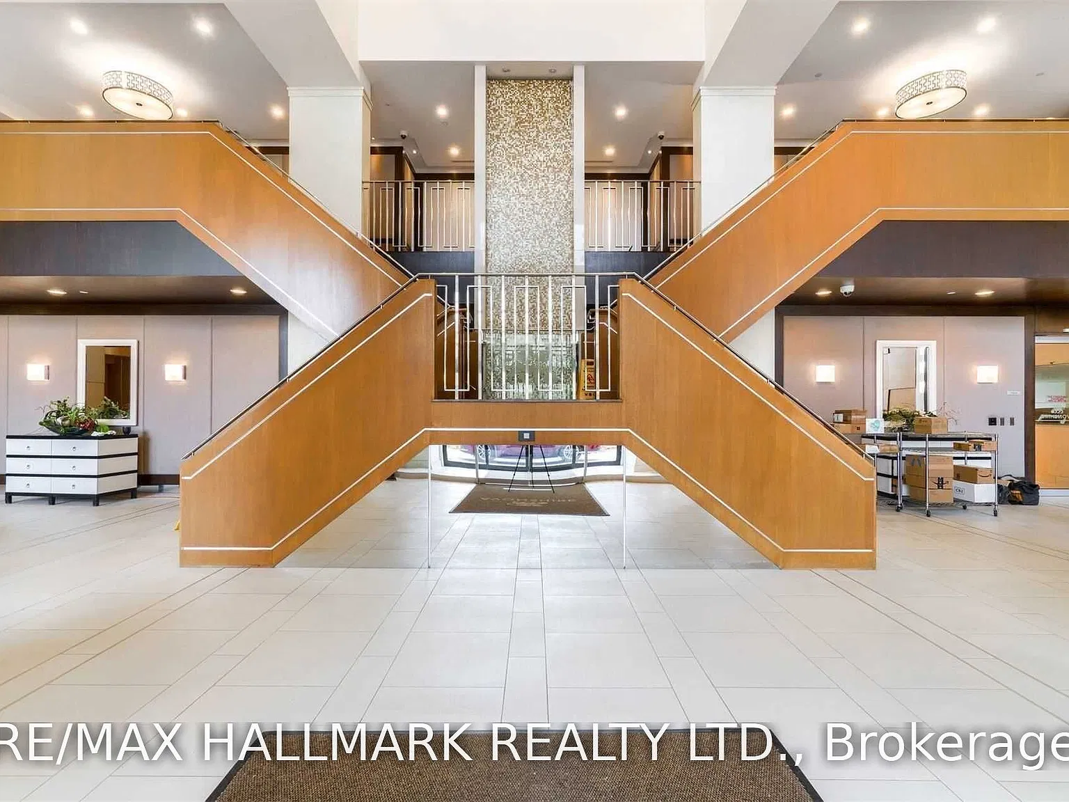 2 bed, $3,300 — Photo 2
