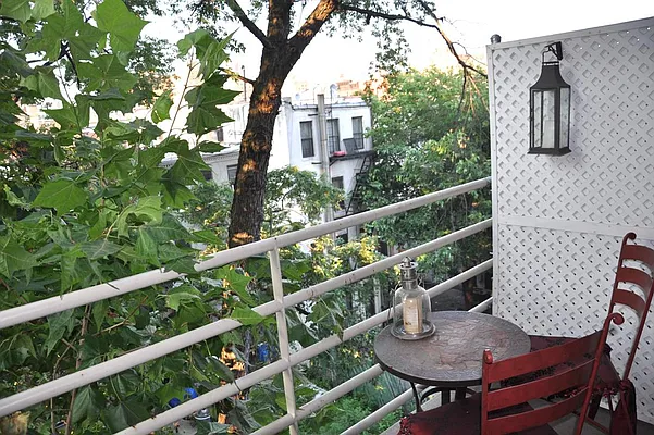 Sold by Corcoran | media 10