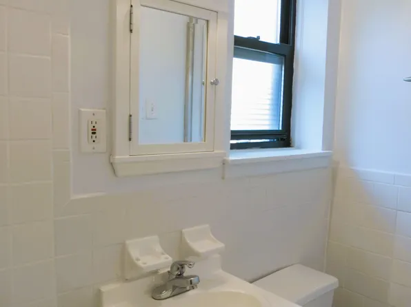 490 East 74th Street image 11 of 12