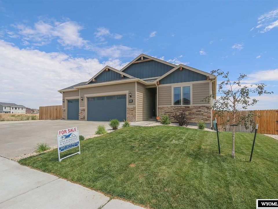 1st image of 1021 River Heights Dr
