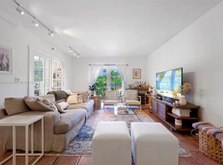 1400 Salzedo St APT 302, Coral Gables, FL 33134