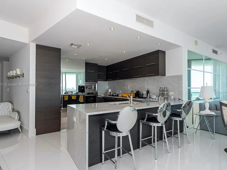 900 Biscayne Blvd #2006 — Photo 10
