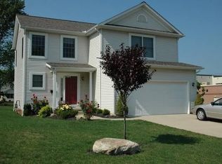 6645 Monterey Dr, Mayfield Heights, OH 44124