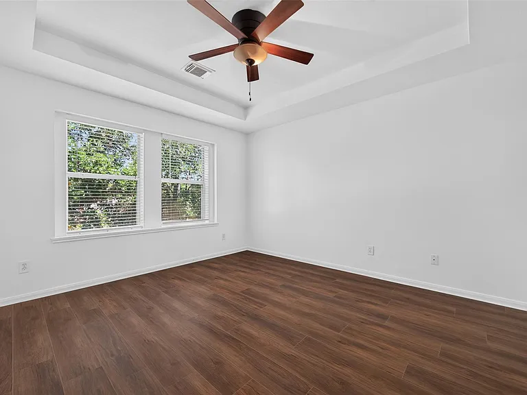 8126 Montague Manor Ln — Photo 23