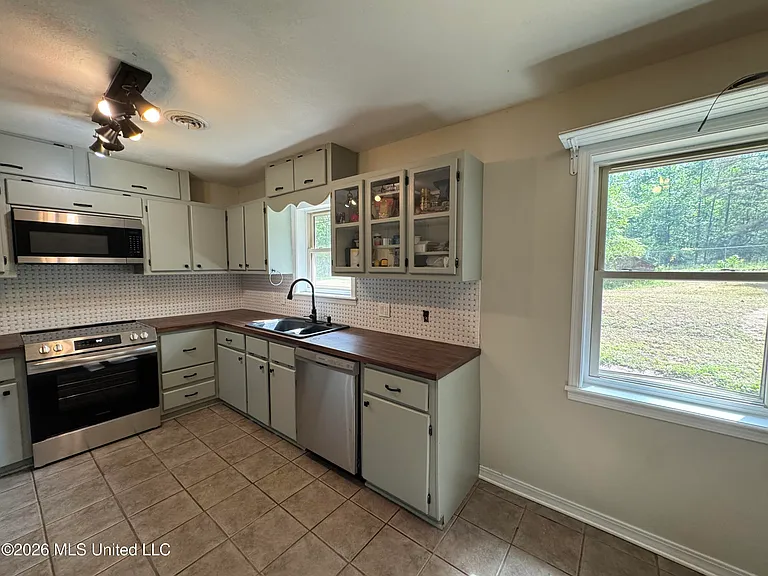 21 County Road 187 — Photo 7