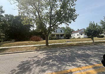 1st image of 1032 Jefferson Ave