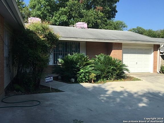 3rd image of 3314 Shady Springs Dr