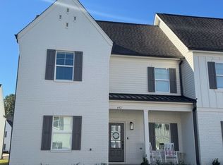 642 Cottage Grove Cir, Oxford, MS 38655
