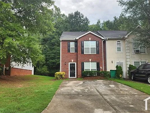 3 bed, 1560 sqft, $1,749 — Photo 2